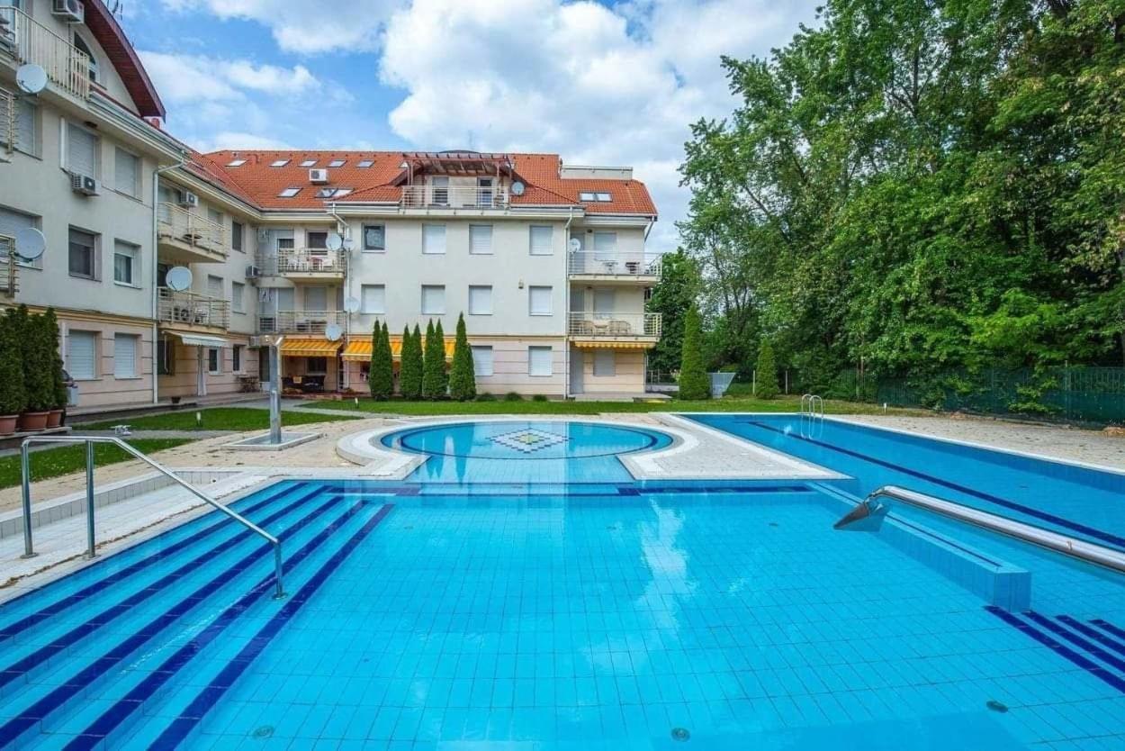 Hajdúszoboszló Oazis Wellness Apartman2 المظهر الخارجي الصورة