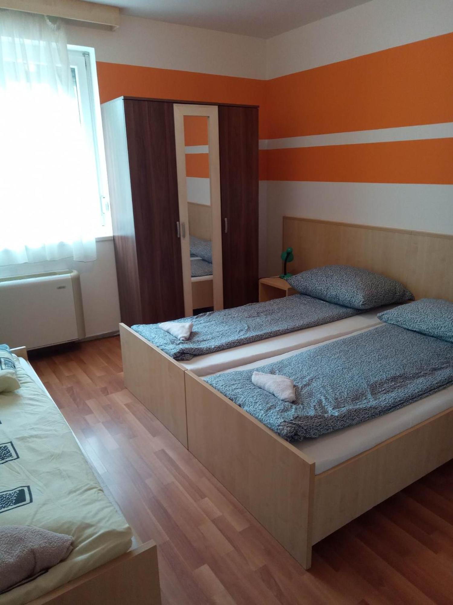 Hajdúszoboszló Oazis Wellness Apartman2 الغرفة الصورة