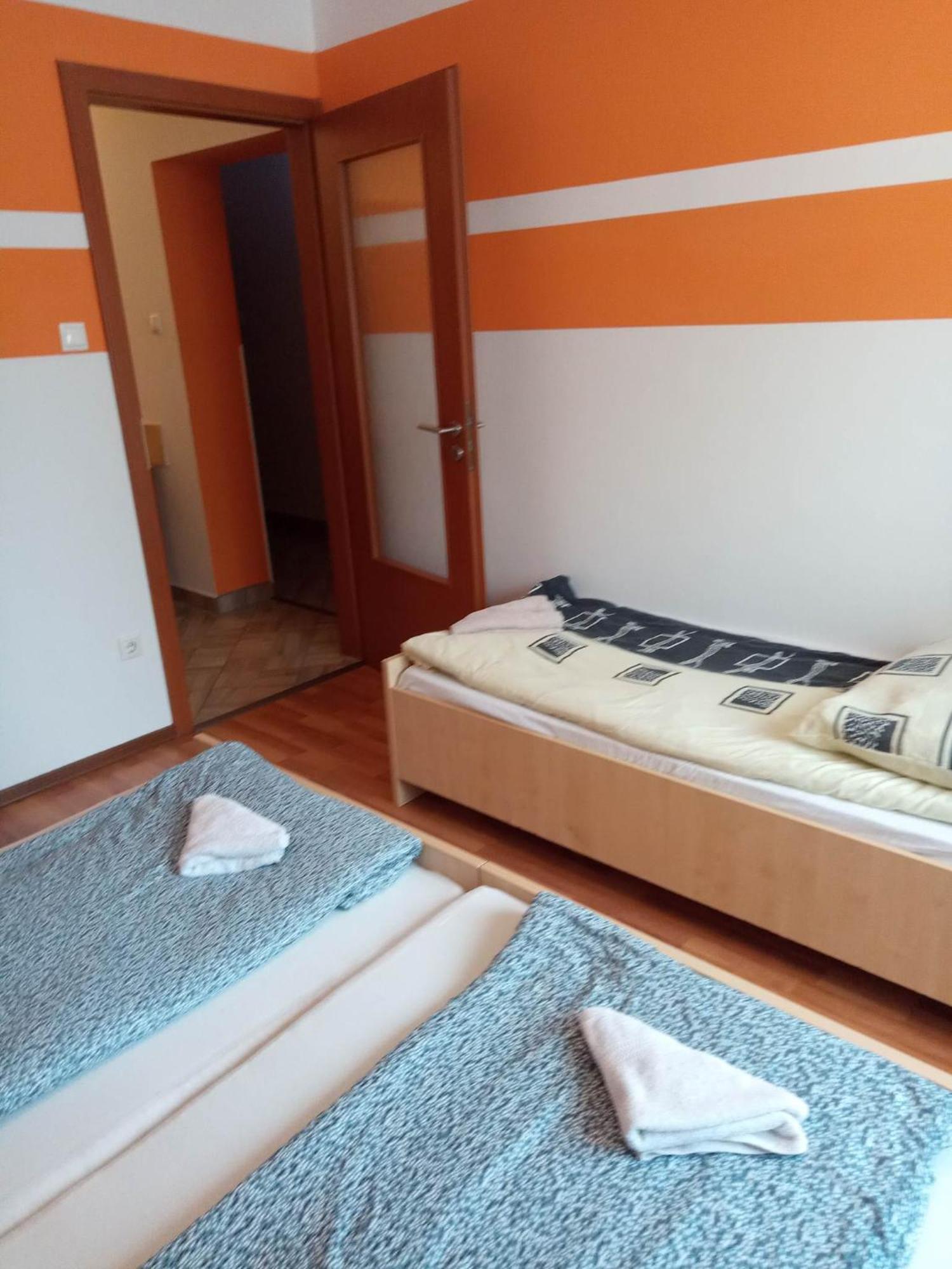 Hajdúszoboszló Oazis Wellness Apartman2 الغرفة الصورة