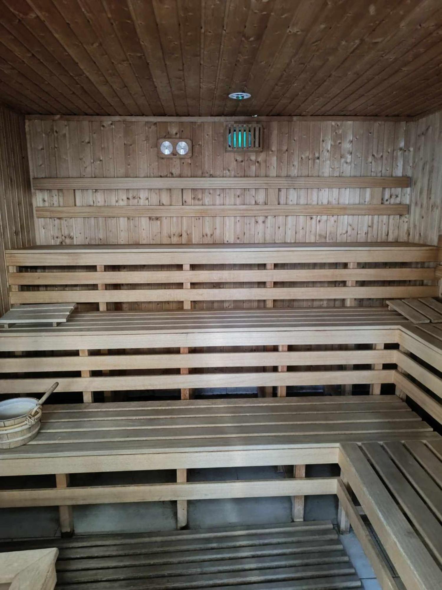 Hajdúszoboszló Oazis Wellness Apartman2 المظهر الخارجي الصورة