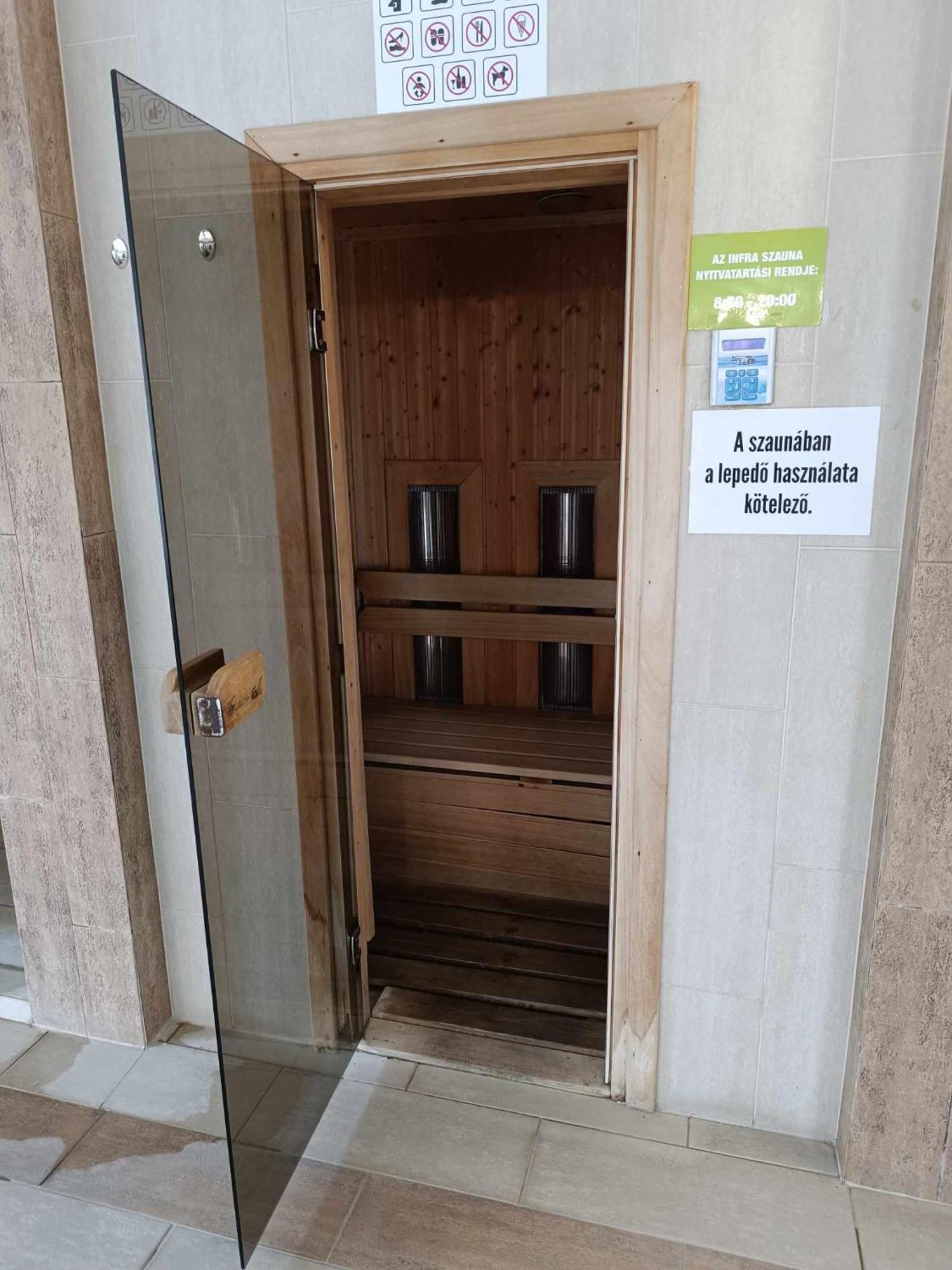Hajdúszoboszló Oazis Wellness Apartman2 المظهر الخارجي الصورة