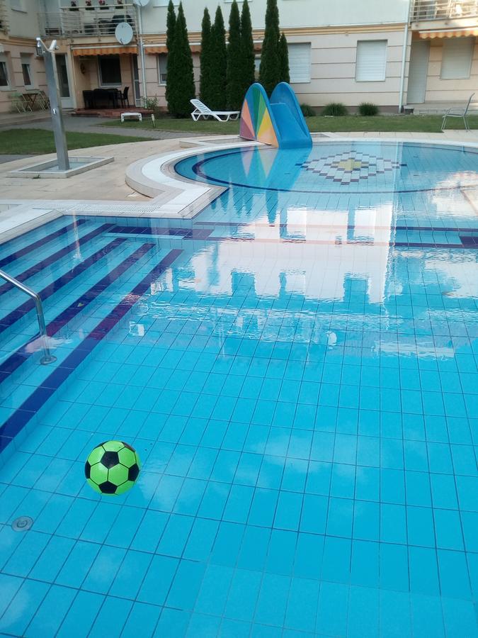 Hajdúszoboszló Oazis Wellness Apartman2 المظهر الخارجي الصورة